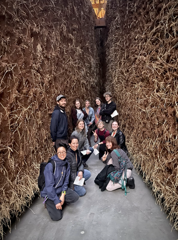 The students and professor Nichole van Beek experienced El abrazo, by Delcy Morelos at the Dia Chelsea. 